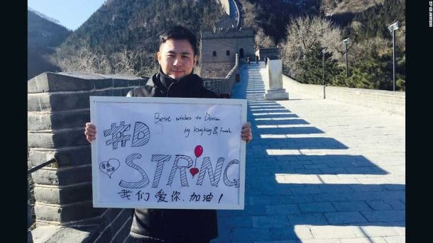 È morto DStrong, il bambino malato di rabdomiosarcoma che voleva diventare famoso in Cina