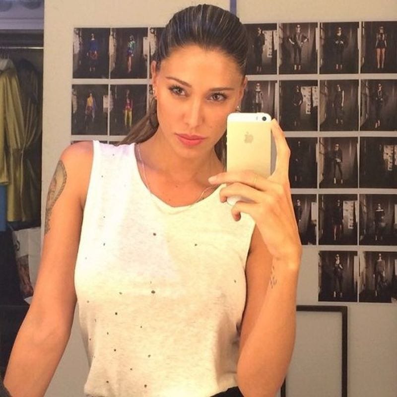 Belen Rodriguez è rifatta? I maligni insinuano il dubbio, e un video del 2007... [VIDEO]