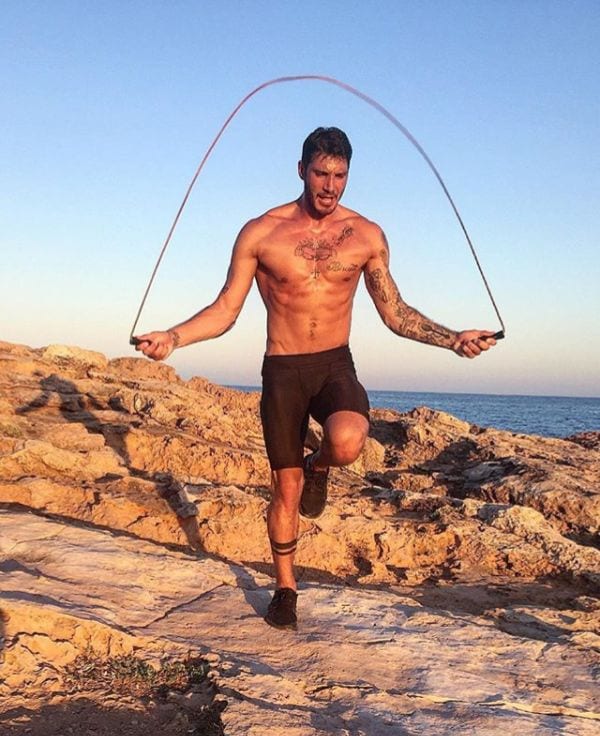 Stefano De Martino: il suo allenamento fa bruciare più di 300 calorie