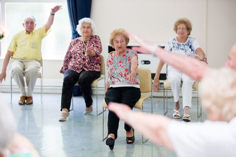 Si chiama Minnie Solomons, ha 99 anni e fa l'insegnante di fitness