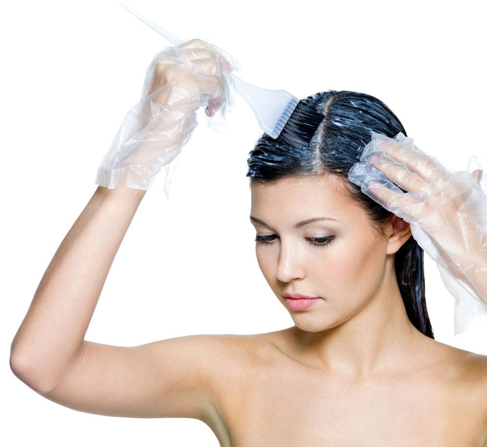 Tinta per capelli: i possibili rimedi per allergie e irritazioni
