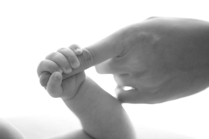 I genitori sono malati: il miracolo di Tommaso che nasce sano dopo 2 aborti