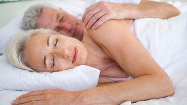 Il sesso comincia a 50 anni: un rapporto a settimana e i migliori preliminari