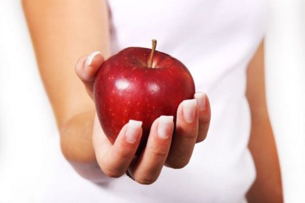 Dieta della mela rossa: 4 varianti tra cui scegliere, 4 chili da perdere