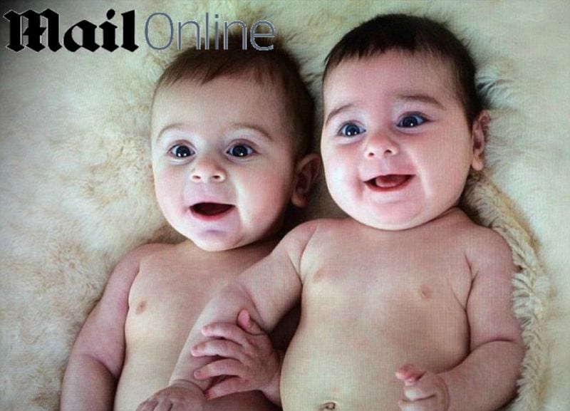 I genitori si distraggono: ciò che accade ai gemellini è terribile