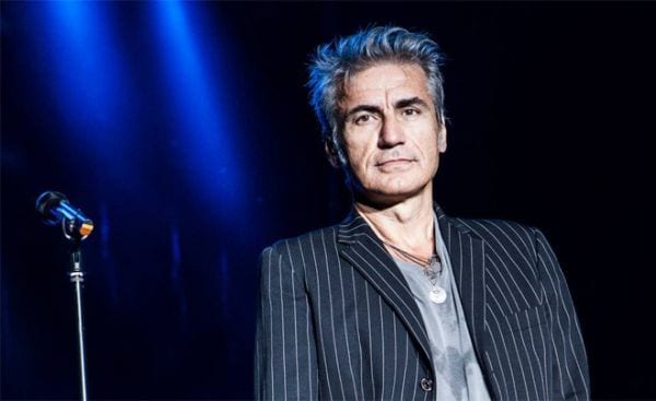 Ligabue, concerti rimandati per problemi di salute: di che si tratta?