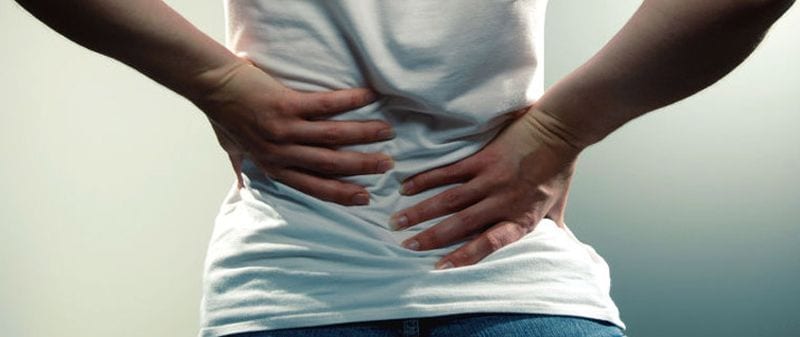 Mal di schiena: 3 soluzioni più efficaci degli antidolorifici