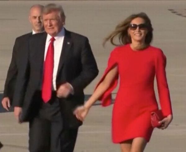 Trump e il linguaggio del corpo con Melania: cosa vuole dire il nuovo presidente?