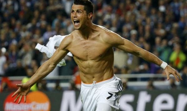 Cristiano Ronaldo apre CR7 e sfata il mito dei 3000 addominali al giorno