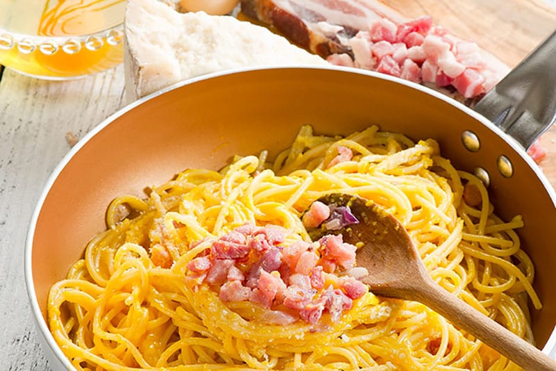 È il Carbonara day: 5 consigli per una ricetta perfetta