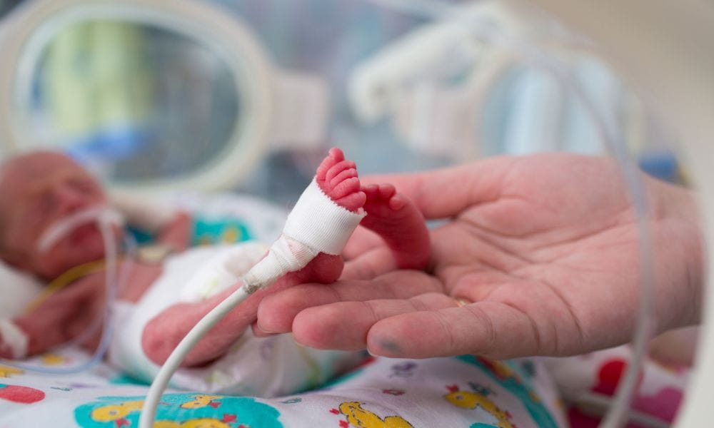 Parto prematuro: la rivoluzione è il grembo materno artificiale per i bimbi