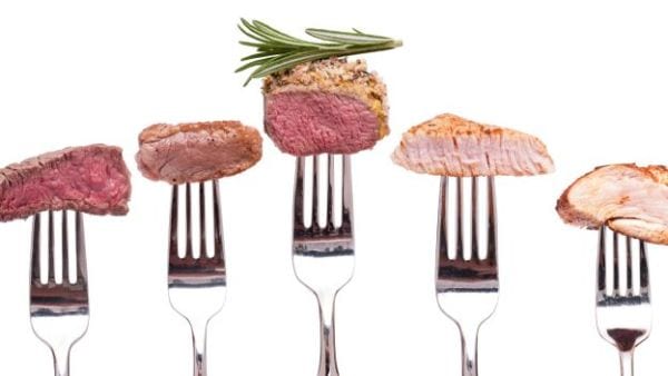 Carne rossa ancora sott'accusa: consumo eccessivo porta a 9 malattie