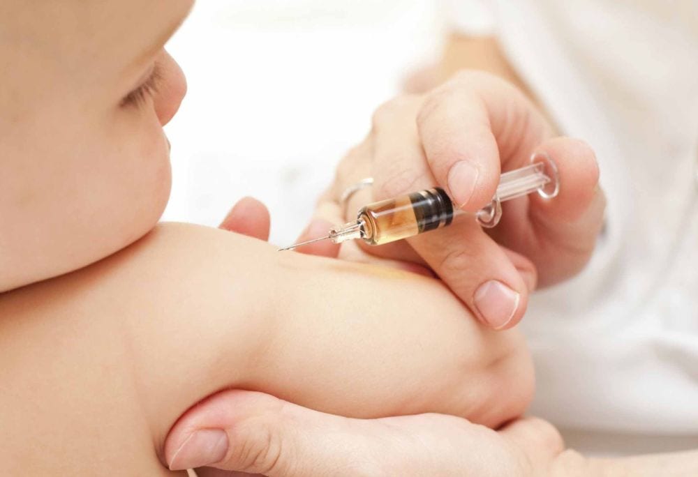 Vaccini obbligatori da 0 a 16 anni: il decreto in 8 punti