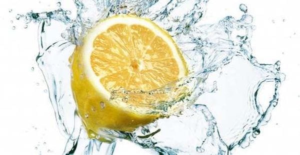 Acqua e limone: 5 ricette in cui aiutano a dimagrire