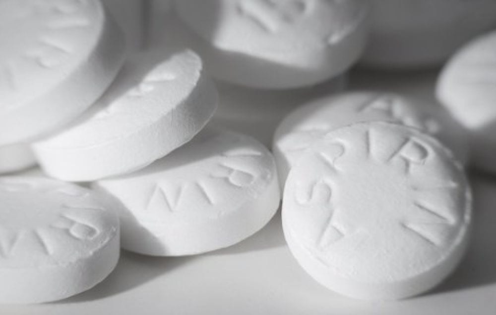 Aspirina previene il tumore allo stomaco: dosi consigliate e perché