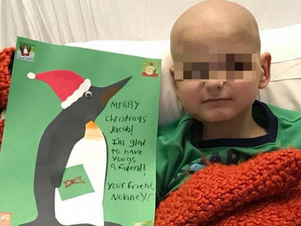 Bimbo gravemente malato: la famiglia anticipa il Natale per lui