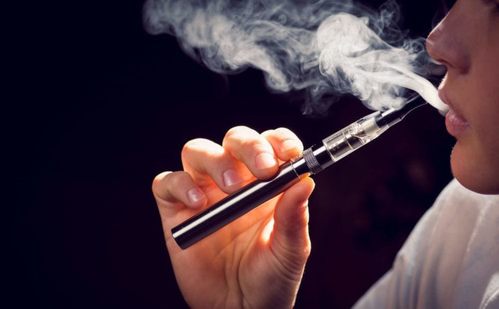 Le sigarette elettroniche danneggiano il dna: l'inquietante scoperta