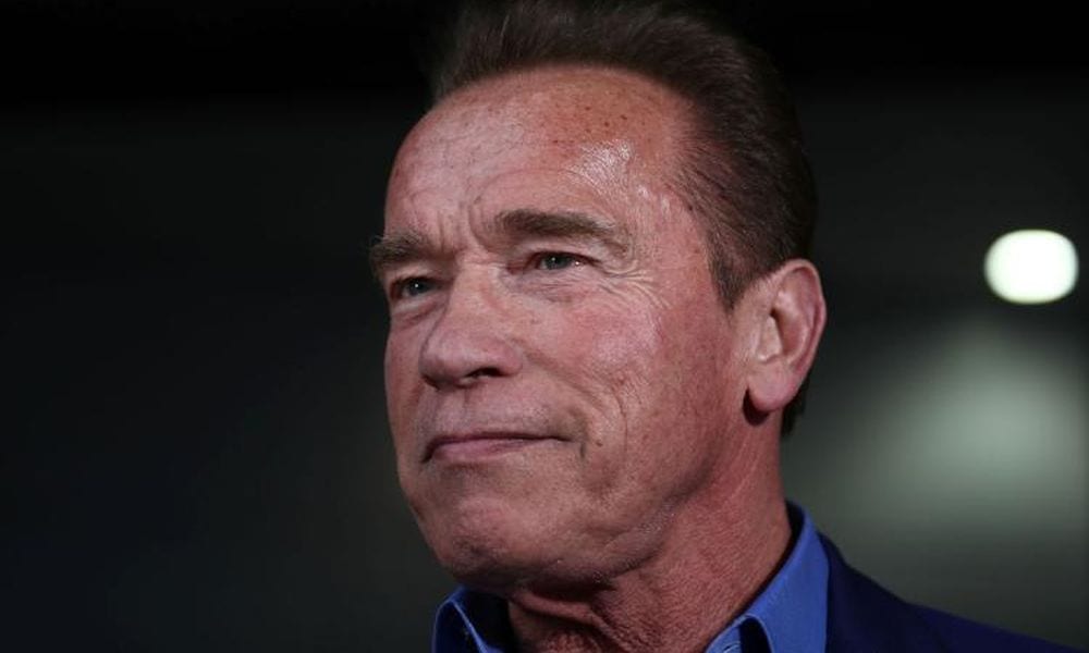 Arnold Schwarzenegger, urgente operazione a cuore aperto: come sta
