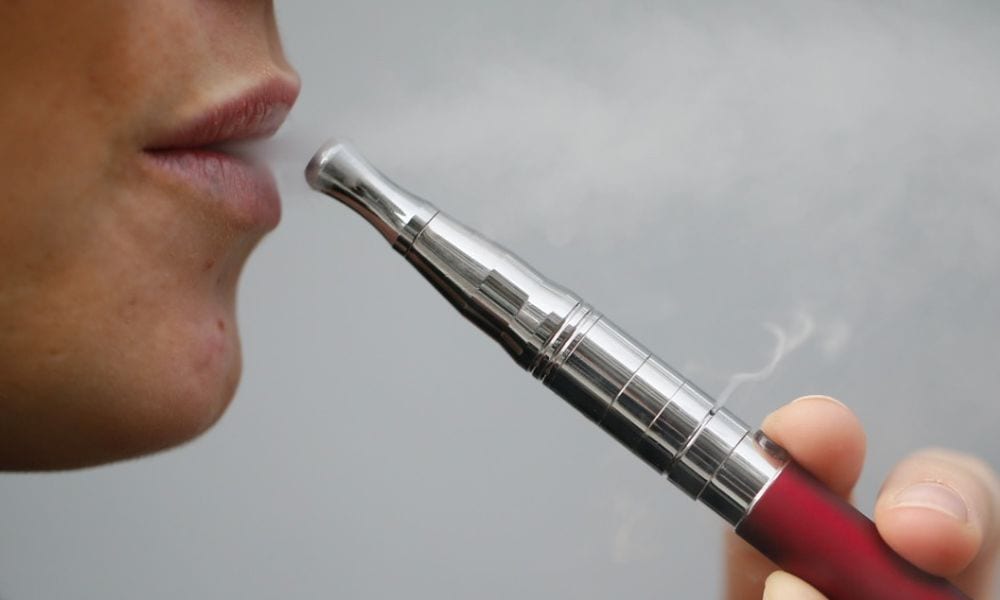Sigarette elettroniche: 5 aromi provocano problemi cardiovascolari