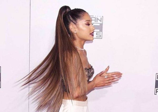Ariana Grande: il segreto della sua coda altissima e XXL