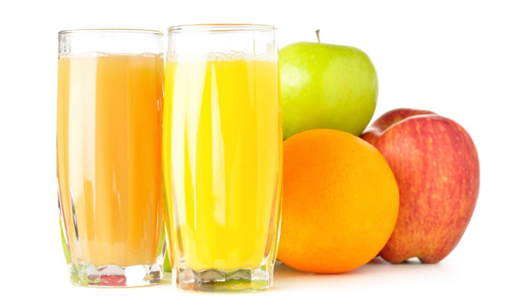 Succhi 100% frutta: fanno bene o sono come le bibite zuccherate?