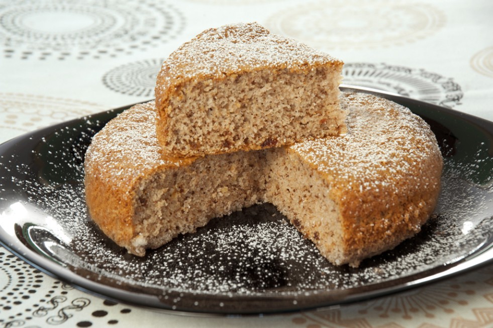 Torta alla frutta secca: la ricetta per un dolce senza sprechi