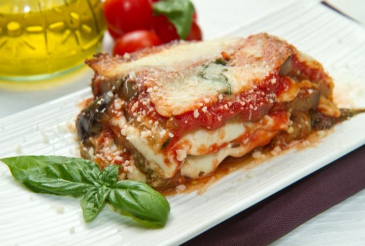 Parmigiana di melanzane ricetta classica semplice